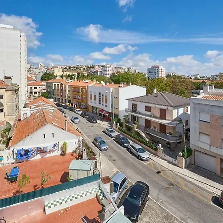 In Bed With Lisbon 4E Apartment Amadora Exterior photo